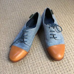 G.H. Bass & Co. Blue Fabric and Brown Leather Cap-Toe Oxfords
